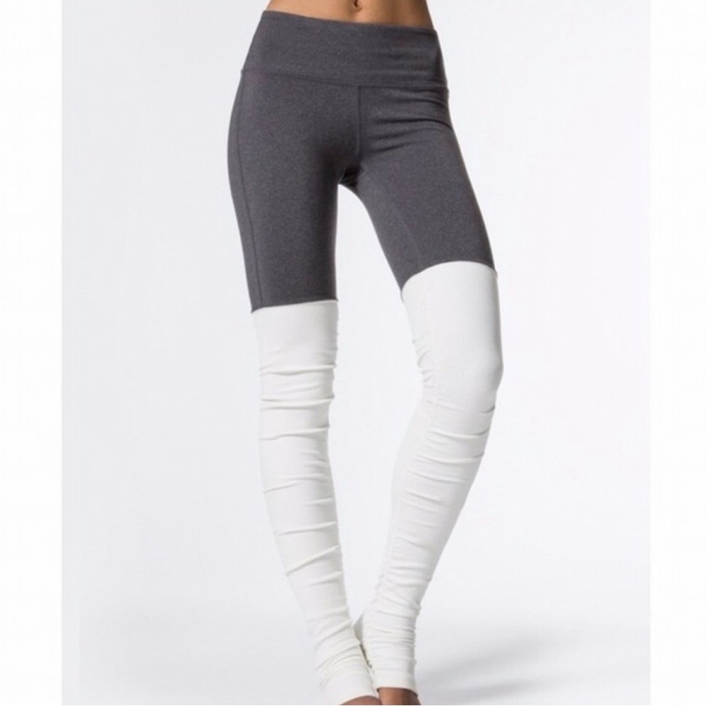 Alo Yoga High-Waist Goddess Leggings - Stormy Heather Grey / White - Size S